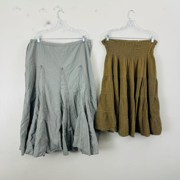 CAbi Dresses & Skirts - Women’s Boho Casual Lot Of 2 Pleated Knee Length Skirts Size XL